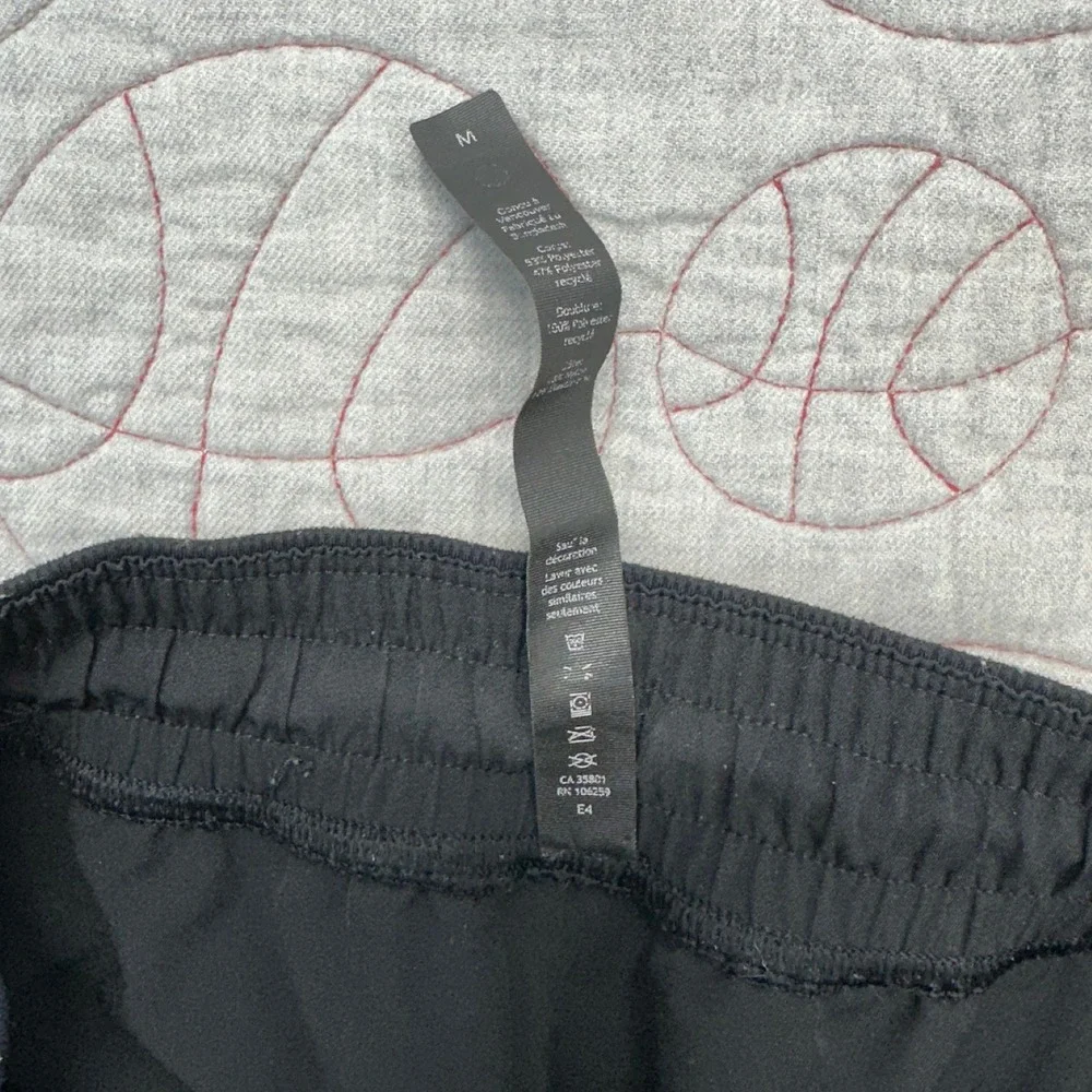 Lululemon ABC Jogger Pants Black Athleisure / Mens Medium